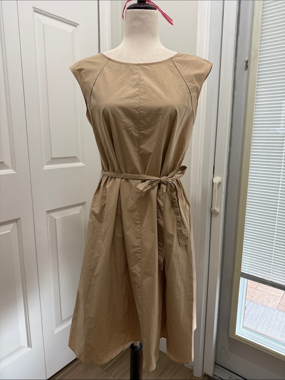 Uniqlo Sleeveless Tie-Waist Midi Dress in Tan